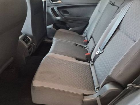 Used 2018 Volkswagen Tiguan S FWD image 16
