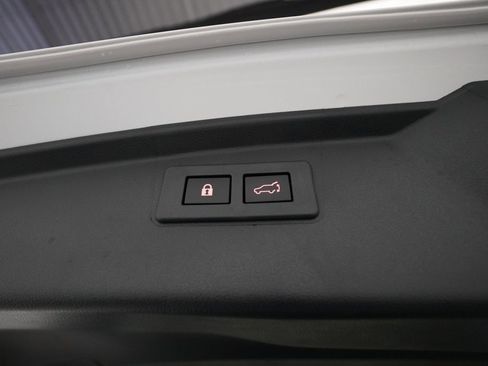 Certified 2025 Subaru Outback Premium image 15