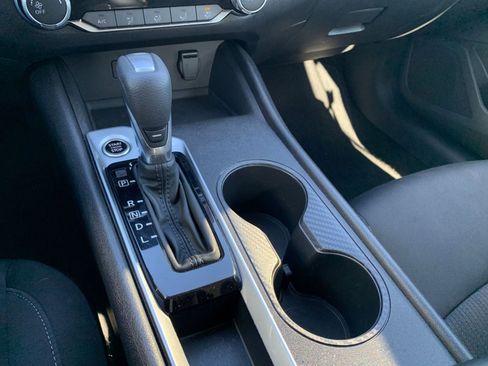 Used 2025 Nissan Altima 2.5 SV image 42