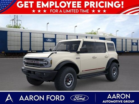 New 2026 Ford Bronco Outer Banks AWD/4WD image 1