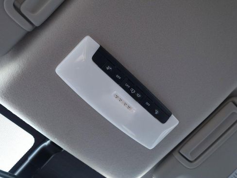 New 2025 Nissan Versa SV w/ Trunk Package image 16