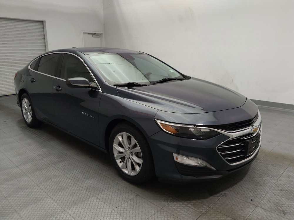 Used 2020 Chevrolet Malibu LT w/ Leather Package FWD image 13