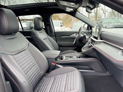 New 2026 Ford Explorer ST-Line image 23