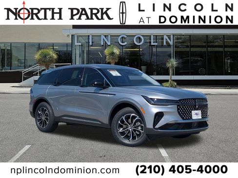 New 2025 Lincoln Nautilus Premier image 1