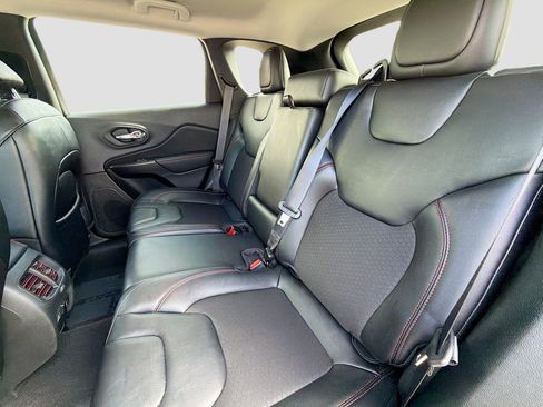 Used 2022 Jeep Cherokee Trailhawk w/ Sound & Nav Group image 20