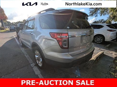 Used 2014 Ford Explorer XLT w/ Equipment Group 202A image 13