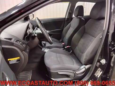 Used 2017 Hyundai Accent SE FWD image 10