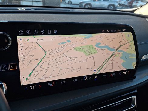 Used 2024 Chevrolet Traverse LT w/ LPO, Floor Liner Package image 18