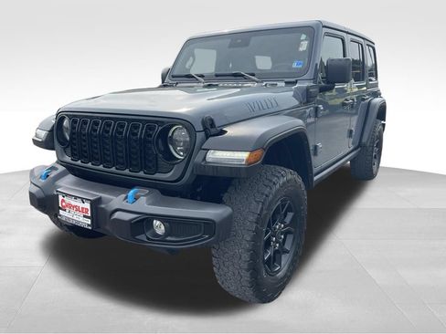 Used 2024 Jeep Wrangler Unlimited AWD/4WD image 17