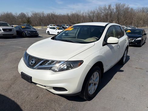 Used 2012 Nissan Murano S image 2