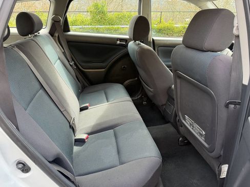 Used 2006 Toyota Matrix XR image 25