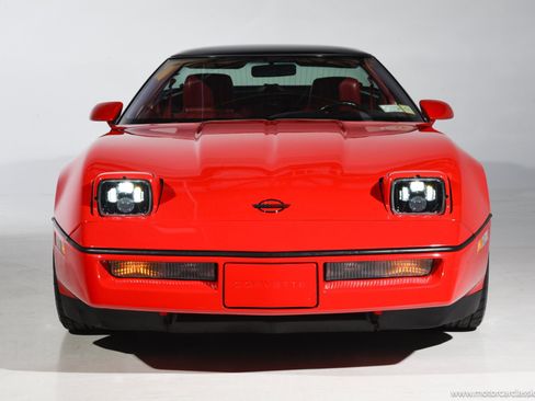 Used 1990 Chevrolet Corvette ZR-1 RWD image 3