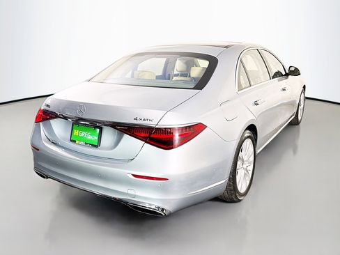 Used 2022 Mercedes-Benz S 500 4MATIC image 10