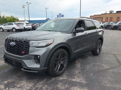 Used 2025 Ford Explorer ST