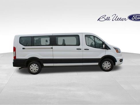 Used 2023 Ford Transit 350 XLT image 4