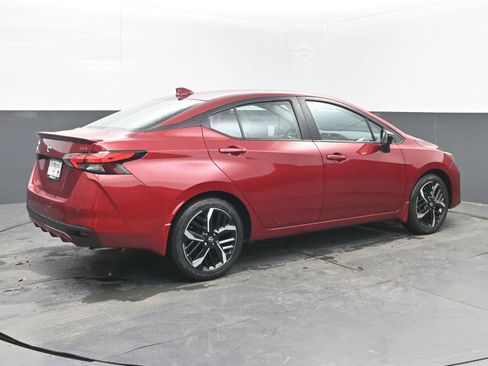 New 2025 Nissan Versa SR image 7