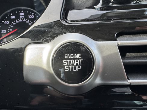 Used 2021 Kia Seltos EX image 27