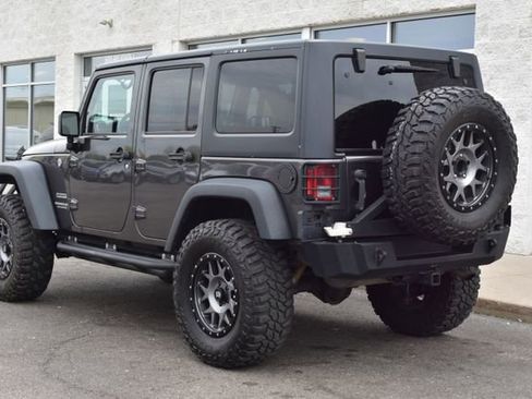 Used 2017 Jeep Wrangler Unlimited Sport w/ Quick Order Package 24S AWD/4WD image 7