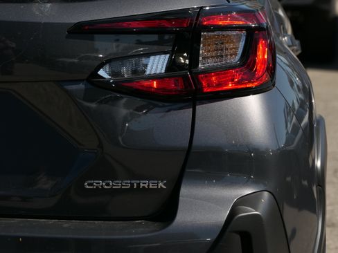 Certified 2025 Subaru Crosstrek 2.5i Premium AWD/4WD image 4