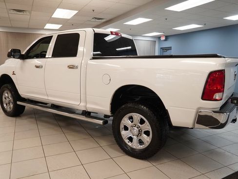 Used 2018 RAM 2500 Tradesman w/ Chrome Appearance Group AWD/4WD image 7
