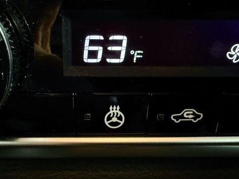 Certified 2026 Nissan Rogue SV AWD/4WD image 28