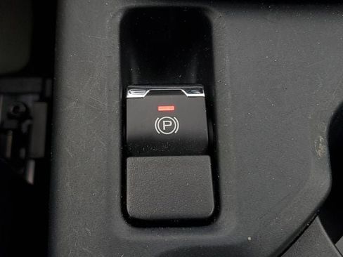 Certified 2025 Subaru Forester Premium w/ Convenience Package #2 AWD/4WD image 30