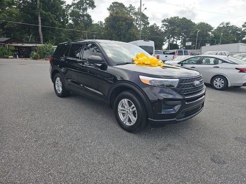 Used 2023 Ford Explorer 4WD w/ Class IV Trailer Tow Package image 8