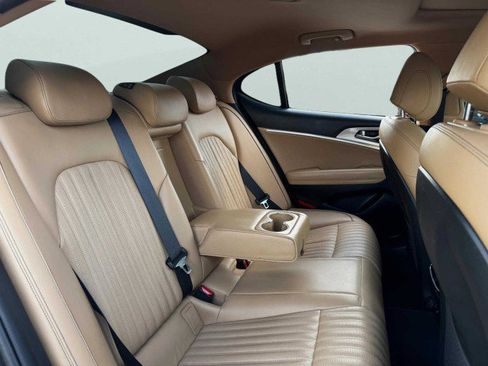 Used 2022 Genesis G70 2.0T w/ Prestige Package image 50