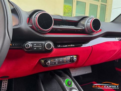 Used 2019 Ferrari 812 Superfast RWD image 14