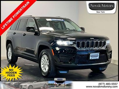 Used 2023 Jeep Grand Cherokee Laredo