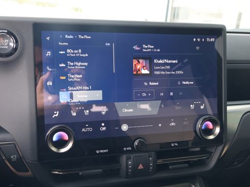 Certified 2024 Lexus GX 550 image 25