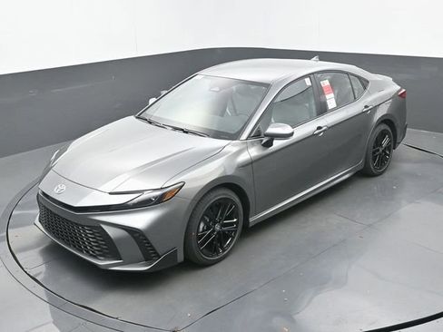 New 2026 Toyota Camry SE w/ Multimedia Upgrade Package image 30