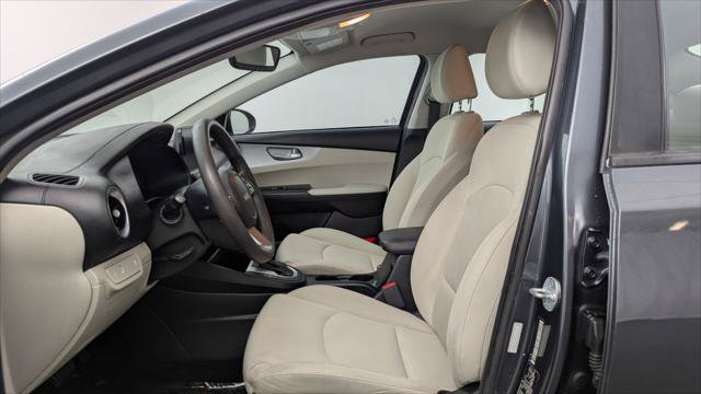 Used 2023 Kia Forte LXS w/ LXS Technology Package FWD image 14