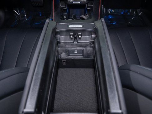 New 2026 Mercedes-Benz E 450 4MATIC Sedan image 26
