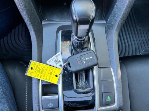 Used 2019 Honda Civic EX image 29