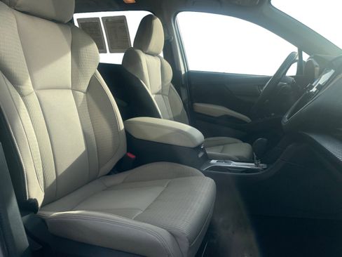 Certified 2023 Subaru Ascent Premium w/ Convenience Package image 2