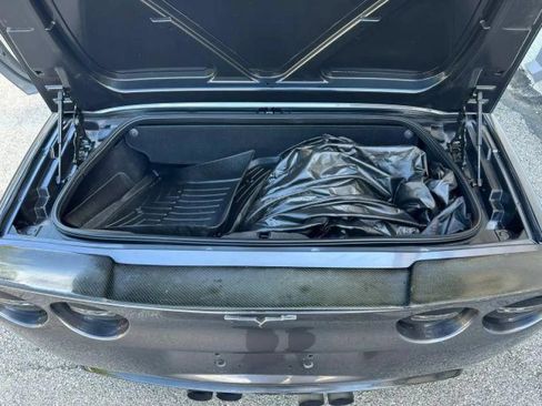 Used 2010 Chevrolet Corvette Convertible w/ Preferred Equipment Group RWD image 19