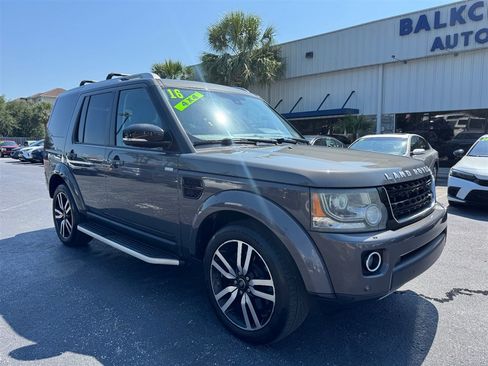 Used 2016 Land Rover LR4 HSE LUX AWD/4WD image 2