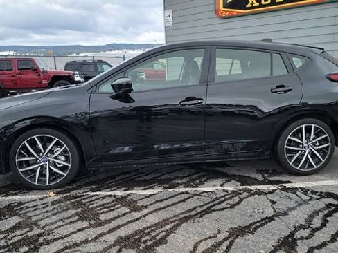 Used 2025 Subaru Impreza 2.0i Sport AWD/4WD image 9