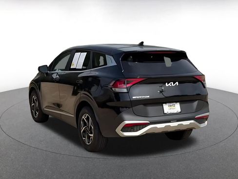 Used 2025 Kia Sportage LX FWD image 11