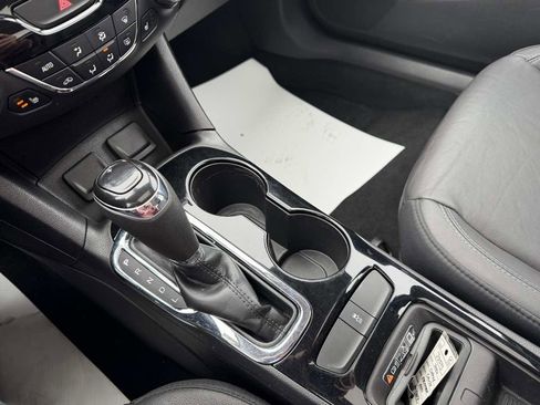 Used 2016 Chevrolet Cruze Premier image 24