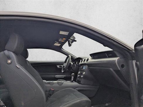 Used 2020 Ford Mustang GT image 15