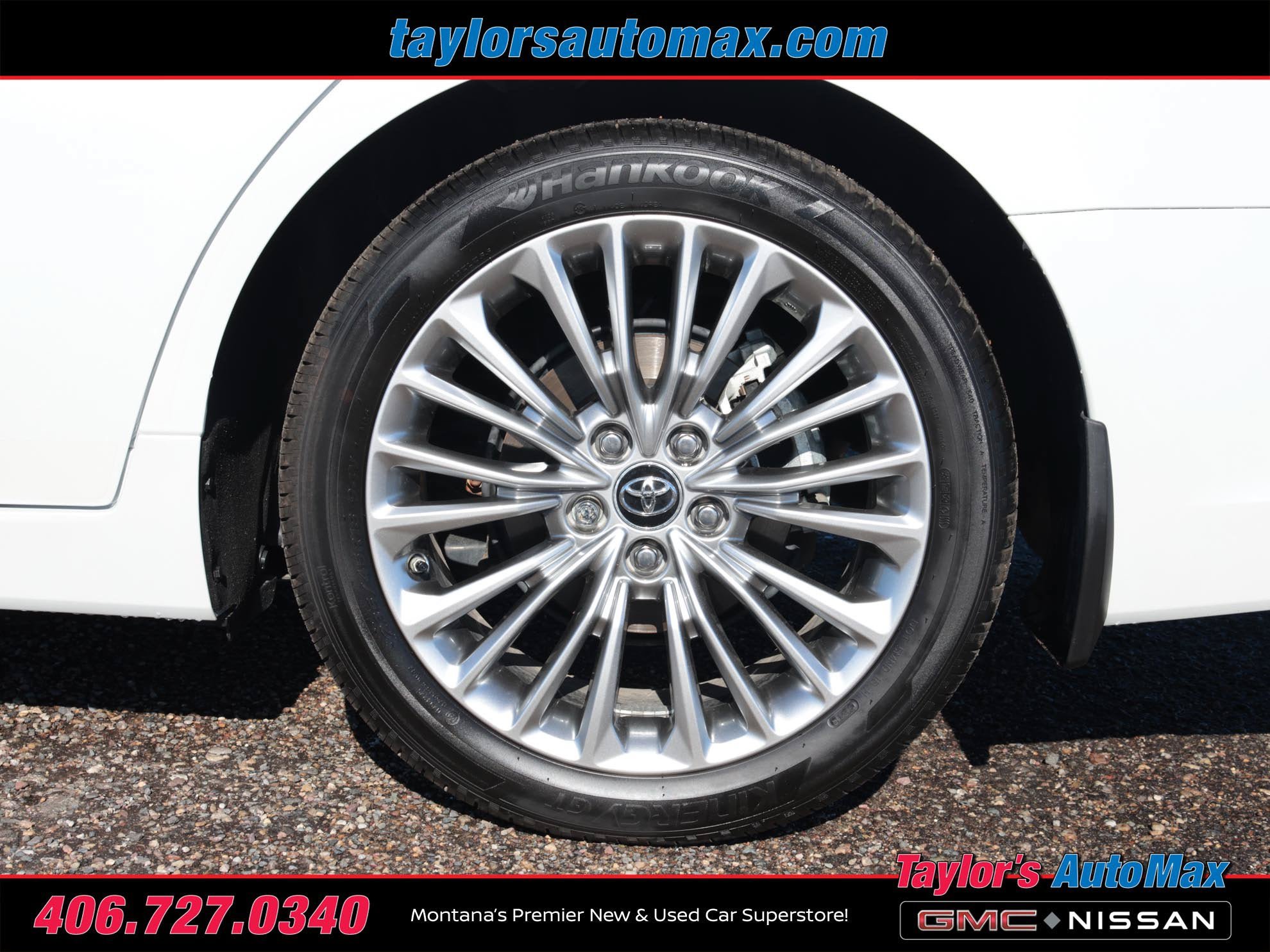 Used 2019 Toyota Avalon Limited FWD image 41