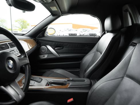 Used 2003 BMW Z4 2.5i RWD image 25