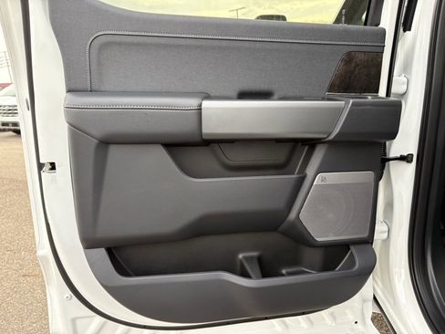 New 2026 Ford F250 Lariat w/ Lariat Premium Package image 24
