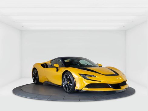 Certified 2024 Ferrari SF90 Spider AWD/4WD image 7