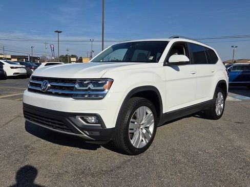 Used 2020 Volkswagen Atlas SEL image 3