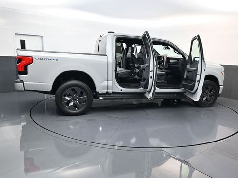 Used 2023 Ford F150 Lightning Lariat w/ Tow Technology Package AWD/4WD image 27