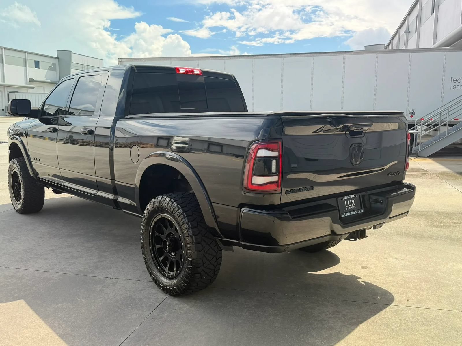 Used 2020 RAM 2500 Laramie w/ Night Edition AWD/4WD image 13