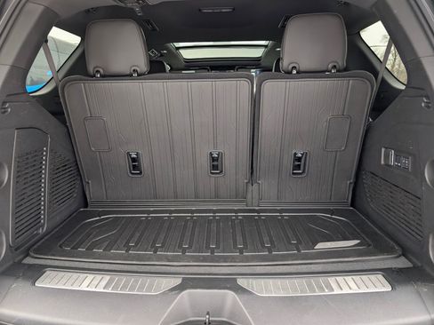 Certified 2025 GMC Yukon AT4 Ultimate w/ LPO, Floor Liner Package image 39